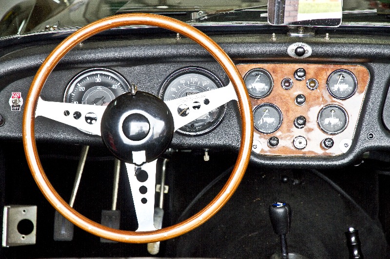 TR3A Armaturenbrett Totale